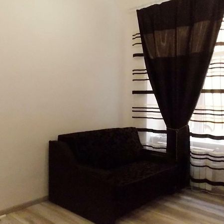 Apartment At Teodora Sqr Lviv Exterior foto